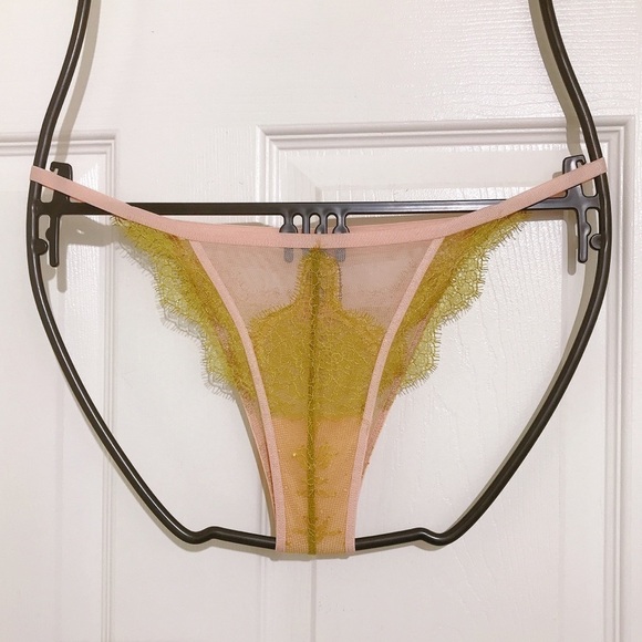 💖Victoria Secret Dream Angels Itsy Panty - Picture 1 of 2